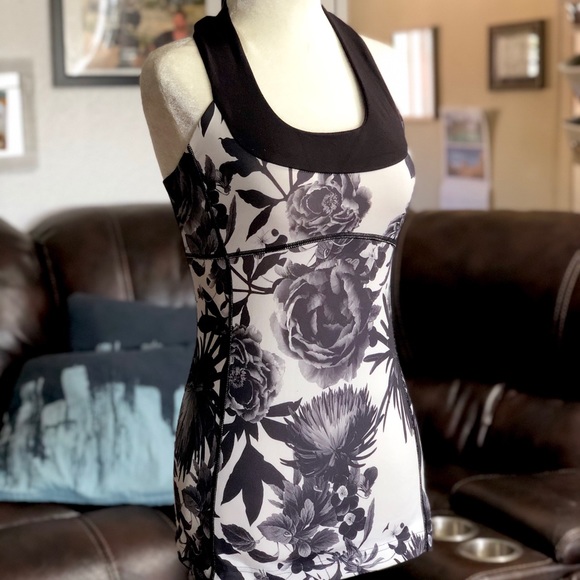 Lululemon Tank - Picture 2 of 7